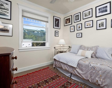 746 G Ave - Photo Thumbnail 21