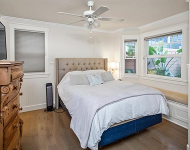 746 G Ave - Photo Thumbnail 5