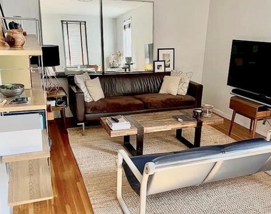 675 Academy Street - Photo Thumbnail 1