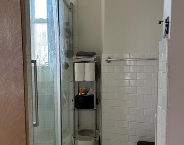 346 E 20th Street - Photo Thumbnail 7