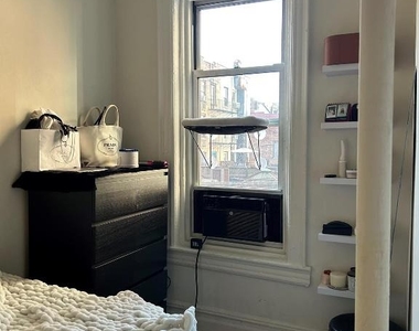 346 E 20th Street - Photo Thumbnail 4