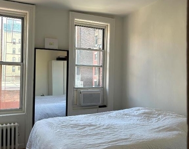 346 E 20th Street - Photo Thumbnail 11