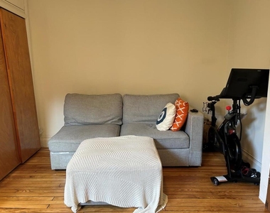346 E 20th Street - Photo Thumbnail 14