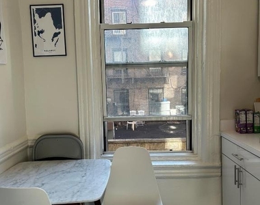 346 E 20th Street - Photo Thumbnail 13