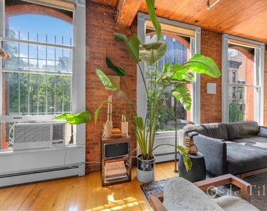 262 Mott Street - Photo Thumbnail 14