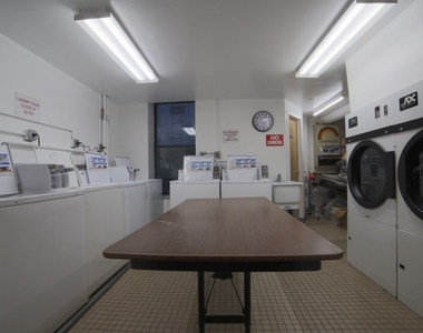 304 W 92nd Street - Photo Thumbnail 4