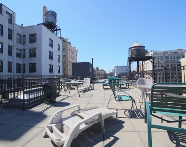 304 W 92nd Street - Photo Thumbnail 2