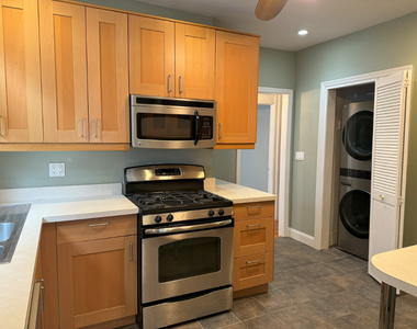 2024 Glenwood Road - Photo Thumbnail 8