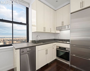 1 Hanson Place - Photo Thumbnail 3