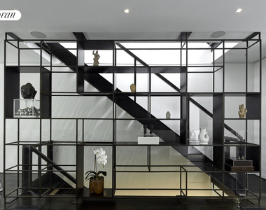 35 Spring Street - Photo Thumbnail 4