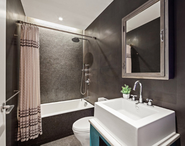 35 Spring Street - Photo Thumbnail 6