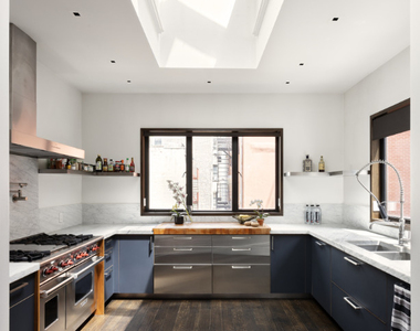35 Spring Street - Photo Thumbnail 3