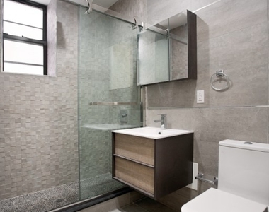340 E 105th Street - Photo Thumbnail 8