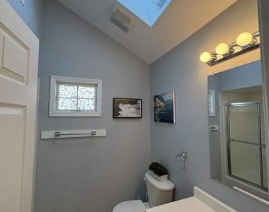 30 E Bay Way - Photo Thumbnail 17