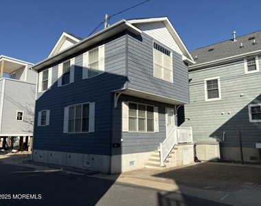 30 E Bay Way - Photo Thumbnail 1