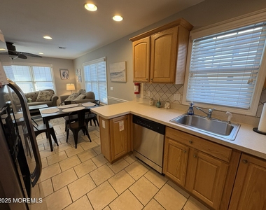 30 E Bay Way - Photo Thumbnail 7