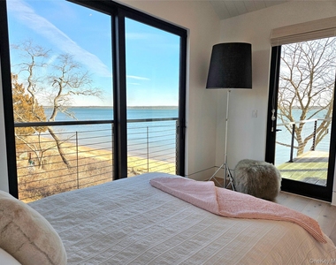 599 Peconic Bay Boulevard - Photo Thumbnail 31