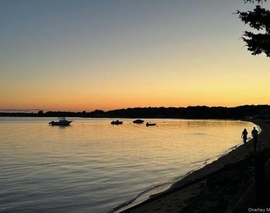 599 Peconic Bay Boulevard - Photo Thumbnail 11