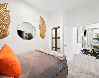1083 E Circulo San Sorrento Road - Photo Thumbnail 33