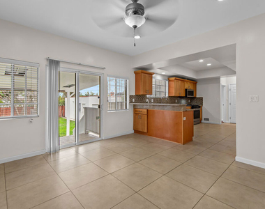 4090 Leeward Avenue - Photo Thumbnail 17