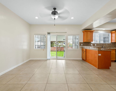 4090 Leeward Avenue - Photo Thumbnail 16