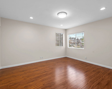 4090 Leeward Avenue - Photo Thumbnail 25