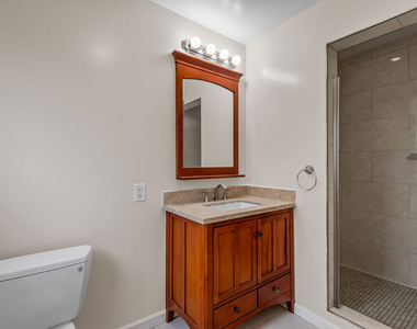 4090 Leeward Avenue - Photo Thumbnail 33