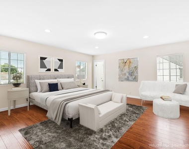 4090 Leeward Avenue - Photo Thumbnail 5