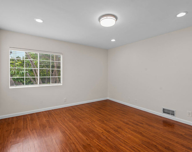 4090 Leeward Avenue - Photo Thumbnail 26