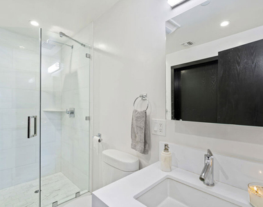 6459 Rodgerton Drive - Photo Thumbnail 33