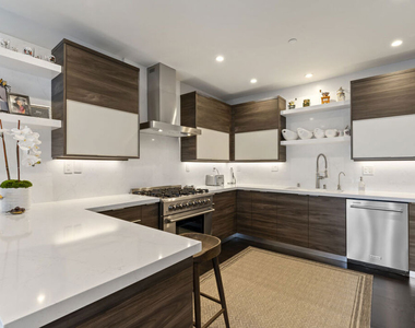 6459 Rodgerton Drive - Photo Thumbnail 21