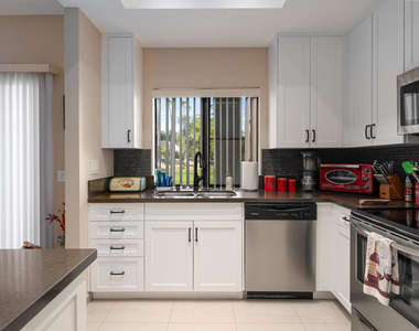 67552 N Natoma Drive - Photo Thumbnail 8
