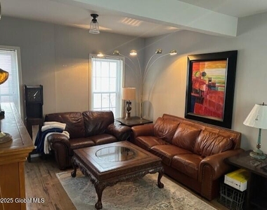 154 Washington Street - Photo Thumbnail 9