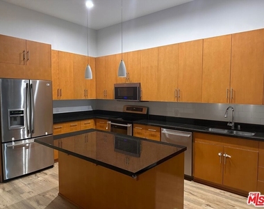 3223 W 6th Street - Photo Thumbnail 3