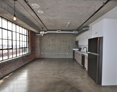 691 Mill Street - Photo Thumbnail 7