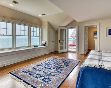 1390 Willow Terrace Lane - Photo Thumbnail 9