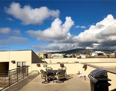 255 W 7th Street - Photo Thumbnail 12