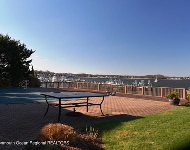 309 Lincoln Avenue - Photo Thumbnail 13