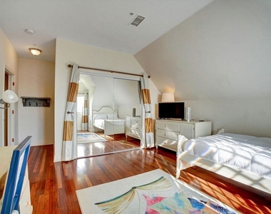 5805 Foxview Drive - Photo Thumbnail 25