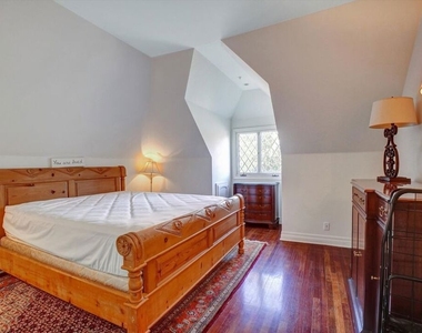 5805 Foxview Drive - Photo Thumbnail 19