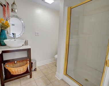 5805 Foxview Drive - Photo Thumbnail 34