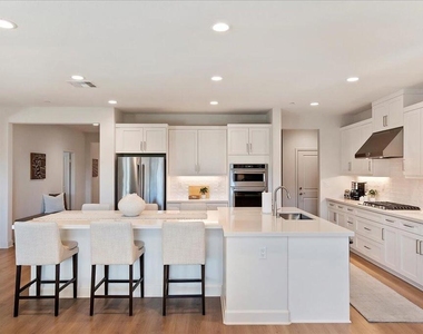 80435 Palatine Crt Court - Photo Thumbnail 4