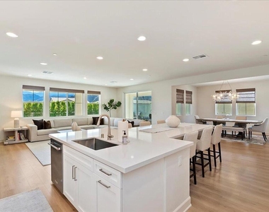 80435 Palatine Crt Court - Photo Thumbnail 6