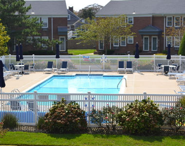 310 Maryland Avenue - Photo Thumbnail 22