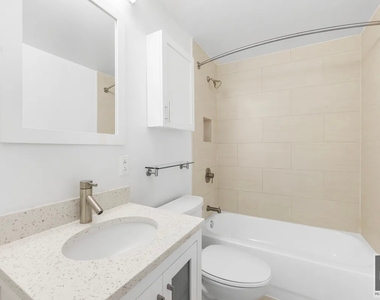 East 91st Street - Photo Thumbnail 15