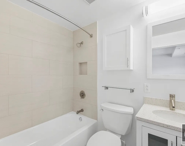 East 91st Street - Photo Thumbnail 11