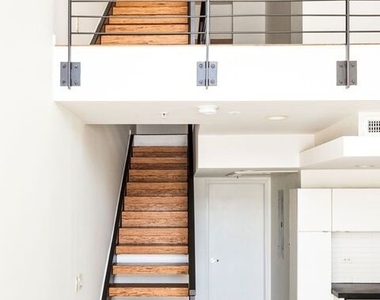 333 S Wilton Place - Photo Thumbnail 11