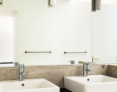 333 S Wilton Place - Photo Thumbnail 17