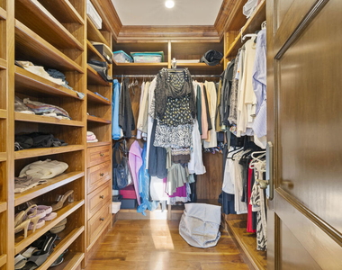 803 N Roxbury Drive - Photo Thumbnail 30
