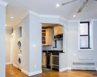 East 25th Street - Photo Thumbnail 18